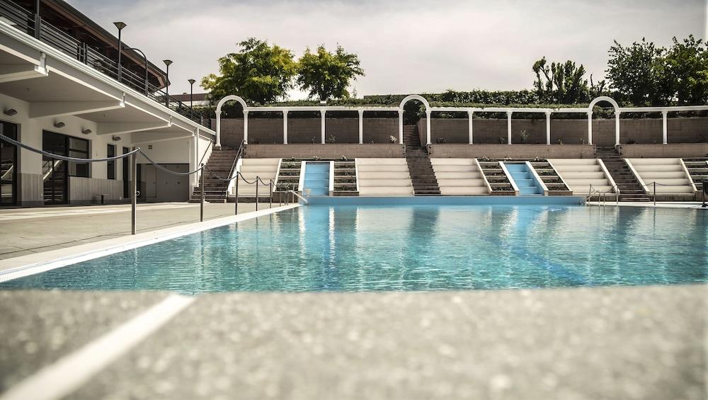 D'Aragona Lifestyle Hotel กอนแวร์ซาโน ภายนอก รูปภาพ