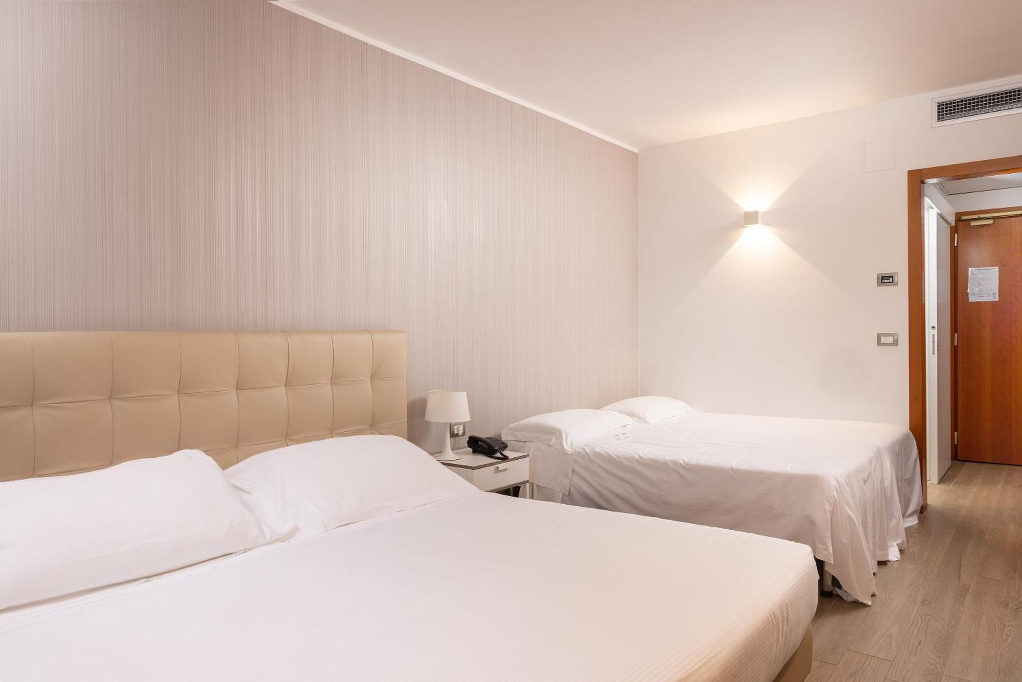 D'Aragona Lifestyle Hotel กอนแวร์ซาโน ภายนอก รูปภาพ