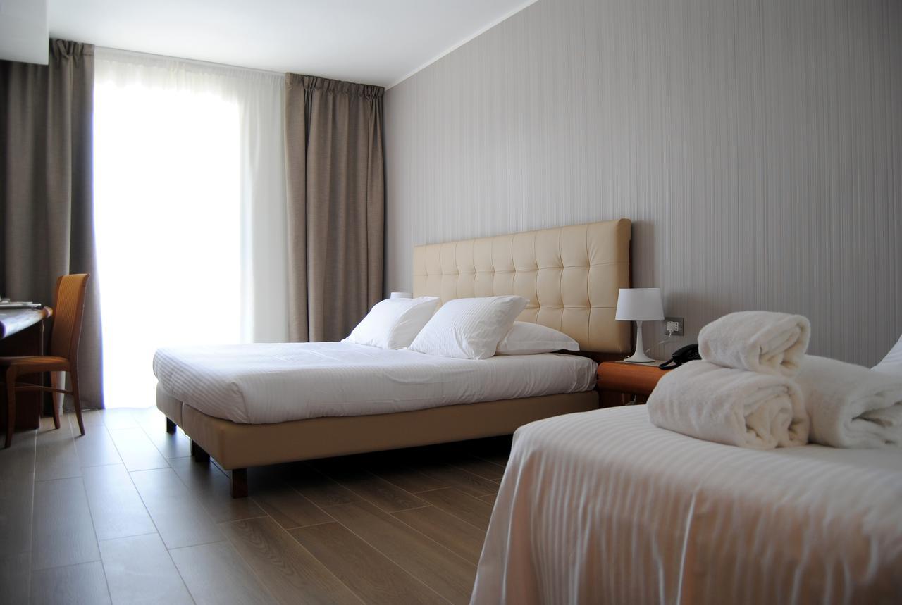 D'Aragona Lifestyle Hotel กอนแวร์ซาโน ภายนอก รูปภาพ